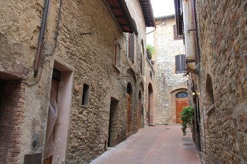 Fototapeta na wymiar San Gimignano, Italia. Bonita villa medieval de la Toscana.