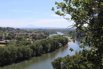 Fototapeta na wymiar La riviere Ardeche vue depuis le village de Aigueze, village de Aigueze, departement du Gard, France