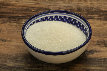White sugar in the bowl