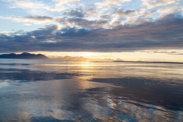 Fototapeta na wymiar Sunset in Alaska