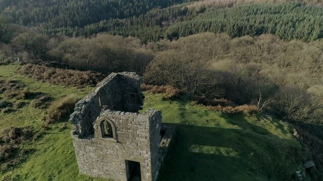 North York Moors Video, Rotation around Levisham Hunting Lodge in summer - Clip 3a