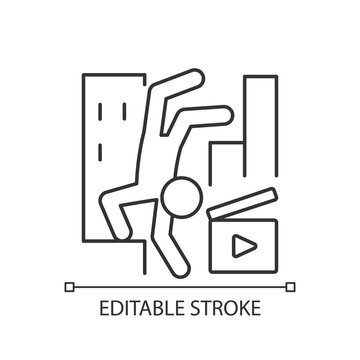 Parkour videos linear icon. Shooting footage for action motion picture. Filmmaking on sport. Thin line customizable illustration. Contour symbol. Vector isolated outline drawing. Editable stroke