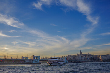 Fototapeta premium ボスポラス夕景（船