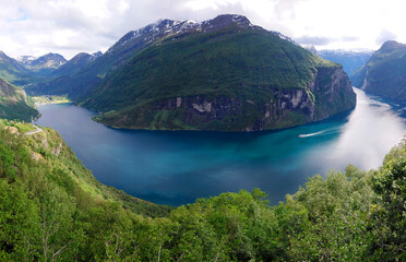 Naklejka na ściany i meble Panoramic view of the Geirangerfjord
