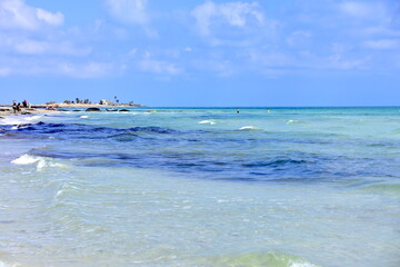 Tunezja, wakacje, woda, Morze Srodziemne, wypoczynek, fale © Albin Marciniak