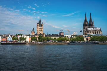 Blick auf Köln am Rhein.