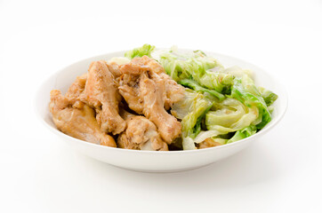 鶏手羽元とレタスの煮物