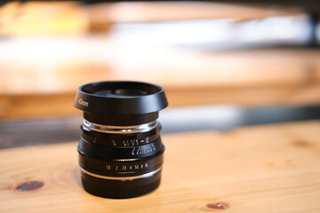 レンズとデスク