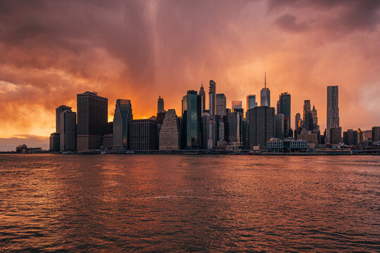 Skyline of Manhattan and the East River at sunset, Dumbo, Brooklyn, New York City