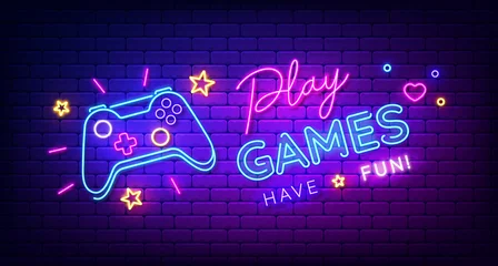 Poster Play Games heeft een leuk neonbord met gamepad, helder uithangbord, lichte banner. Spel logo neon, embleem. vector illustratie © MarySan