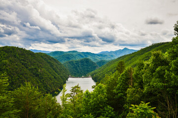 Fototapeta na wymiar NC Mountains in summer with dam