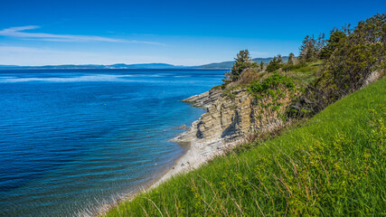 View on the cliffs and the Atlantic ocean on a beautiful summer day while hiking 