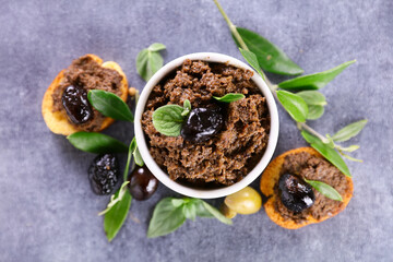 black olive mixed spread- tapenade