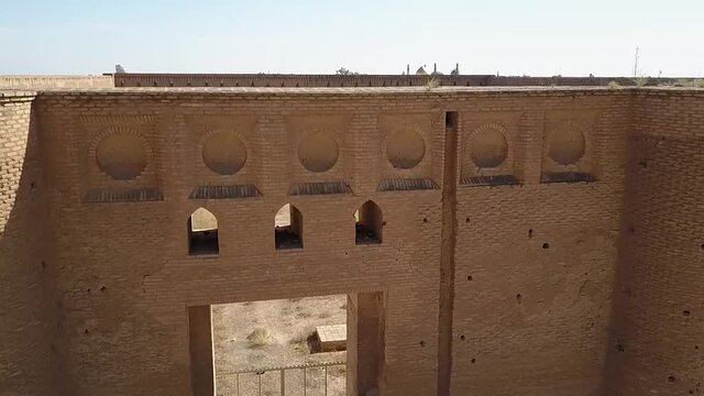 aerial footage of Malwiya Mosque in samarra iraq