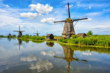 Windmills in Kinderdijk, Holland, Netherlands - obrazy, fototapety, plakaty