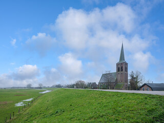 Fototapeta na wymiar Nicolaaskerk in Ravenswaaij