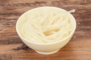 Boiled rice noodle for cooking