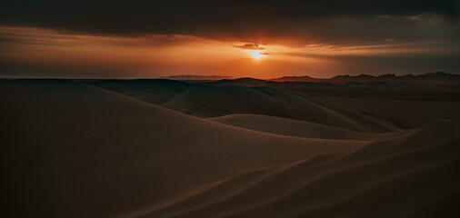 Fototapeta na wymiar Varzaneh desert in Iran