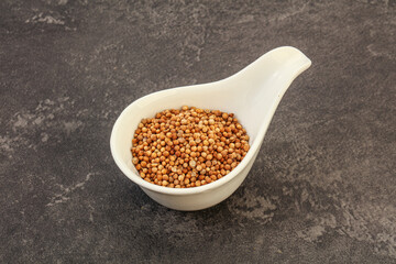 Coriander seeds in the bowl