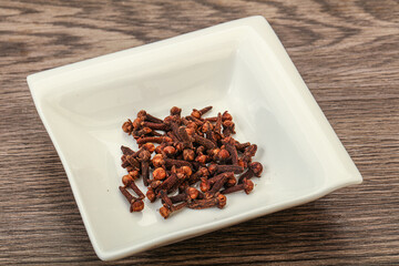 Aroma cuisine - dry clove seeds