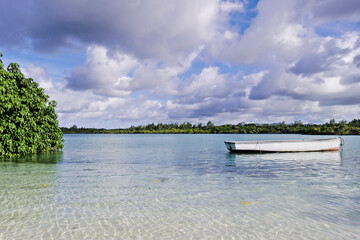 boat on the lake