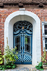 Fototapeta na wymiar Door of an old house in Lunenburg, Germany