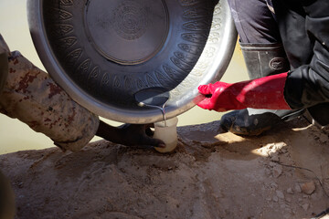 In Mauritania (Chami), gold artisanal miners use mercury to extract gold from the ore. Mercury is...