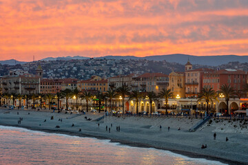 Fototapeta premium Promenade des Anglais and the coastline of Nice city in French riviera by the sunset