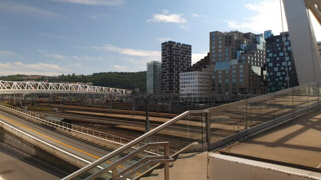 Oslo City Center - Bjorvika, Barcode and Akrobaten Bridge seen from Ostre Tangenten - Date taken: june 28 2021