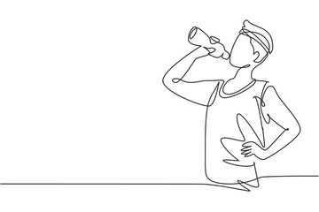 Single continuous line drawing young man drinking fresh water from a bottle with his right hand after exercising. Healthy lifestyles concept. Dynamic one line draw graphic design vector illustration