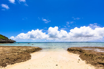 沖縄県宮古島、6月の伊良部島・日本
