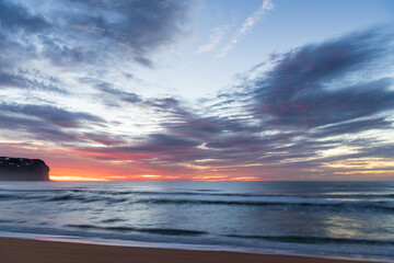 Fototapeta premium A winters sunrise at the seaside