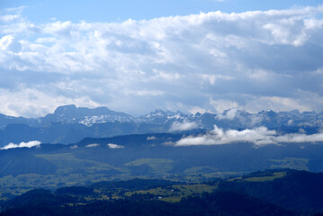 Obraz premium Beautiful panoramic landscape seen from local mountain Uetliberg canton Zurich on a summer morning. Photo taken June 29th, 2021, Zurich, Switzerland.