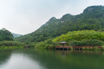 Fototapeta na wymiar Beautiful scenery of lake and mountains