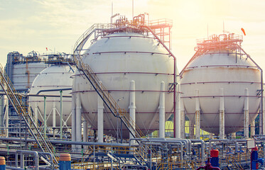 White spherical propane tanks containing fuel gas pipeline