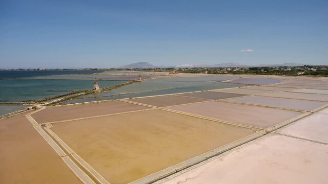 Le saline di Marsala Sicily