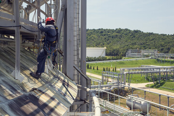Male worker rope access  inspection