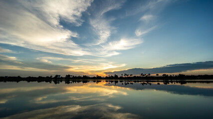 Obraz premium The evening Fiery orange sunset sky. Beautiful sky.