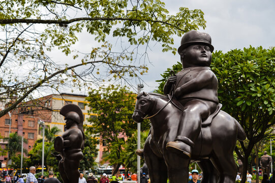 Plaza de Armenia, Colombia  World cities, Hdr photography, Colombia