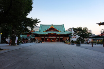 東京都 夕暮れの神田明神 拝殿