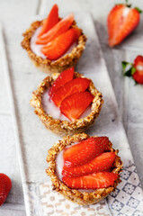 Yogurt Granola Cups