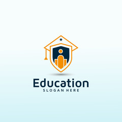 minimalist and memorable logo for coaching