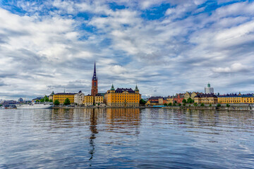 Obraz premium Stockholm cityscape of Gamla Stan and the Riddarholmen church