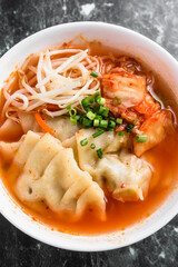キムチ餃子スープ
