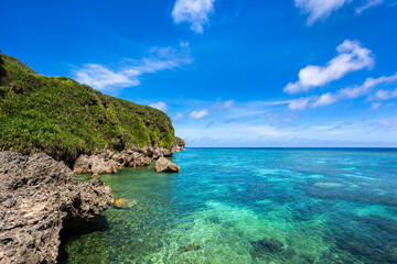 沖縄県宮古島、伊良部島の磯・日本