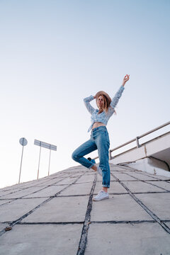 Lifestyle photography of a redhead girl with long loose hair