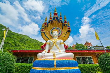 Obraz premium The temple at Kanchanaburi Thailand, The name of this temple is Wat Tham Fad
