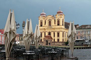 Timisoara, Rumunia, w lecie 2007 r. Stare miasto zaraz po biurzy.