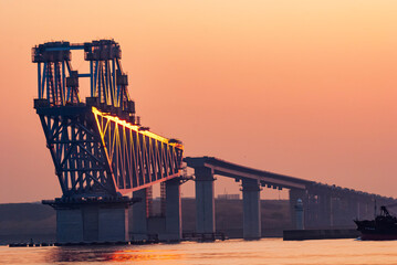 建設中の東京ゲートブリッジ