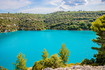 Naklejka premium Le Lac d'Esparron